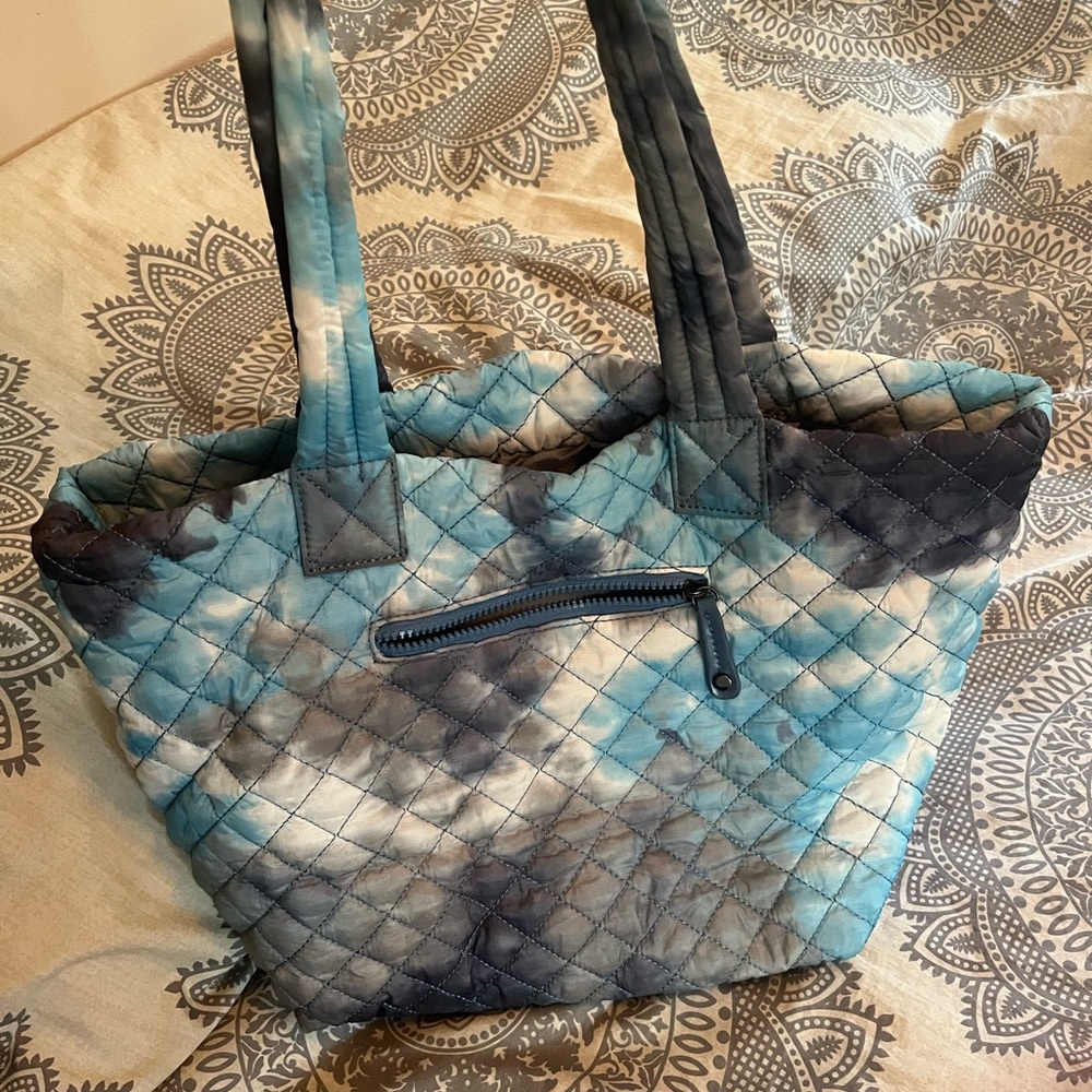 Super soft tote in tie dye blue color